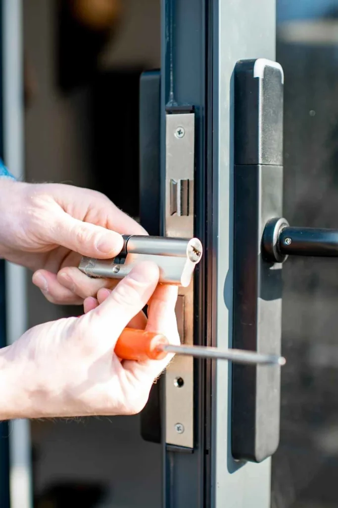 Locksmith Brookline